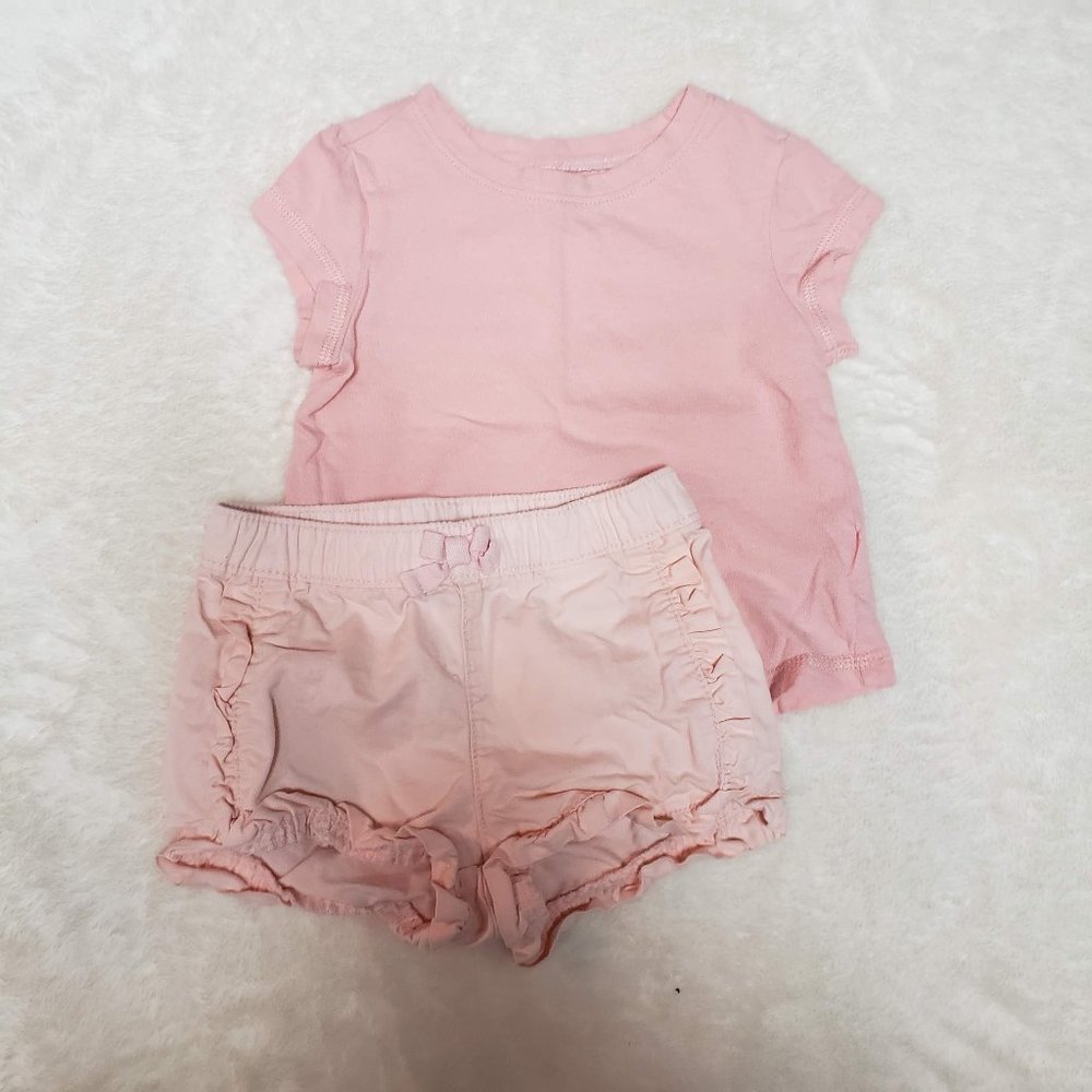 Old Navy T-Shirt & Shorts Set